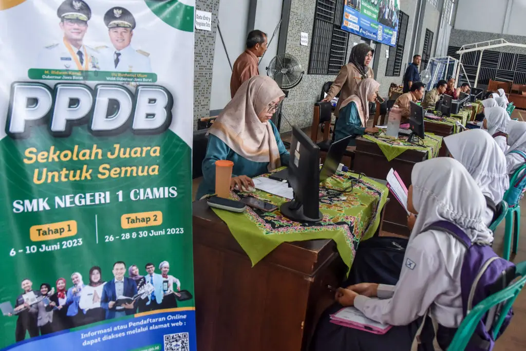 PPDB Tahap 1 di Jawa...