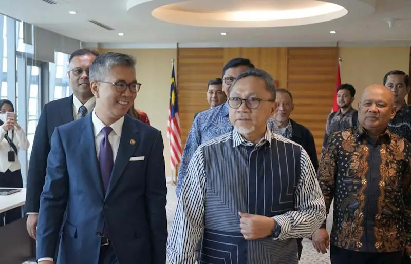 Bertemu Menteri Malaysia,...