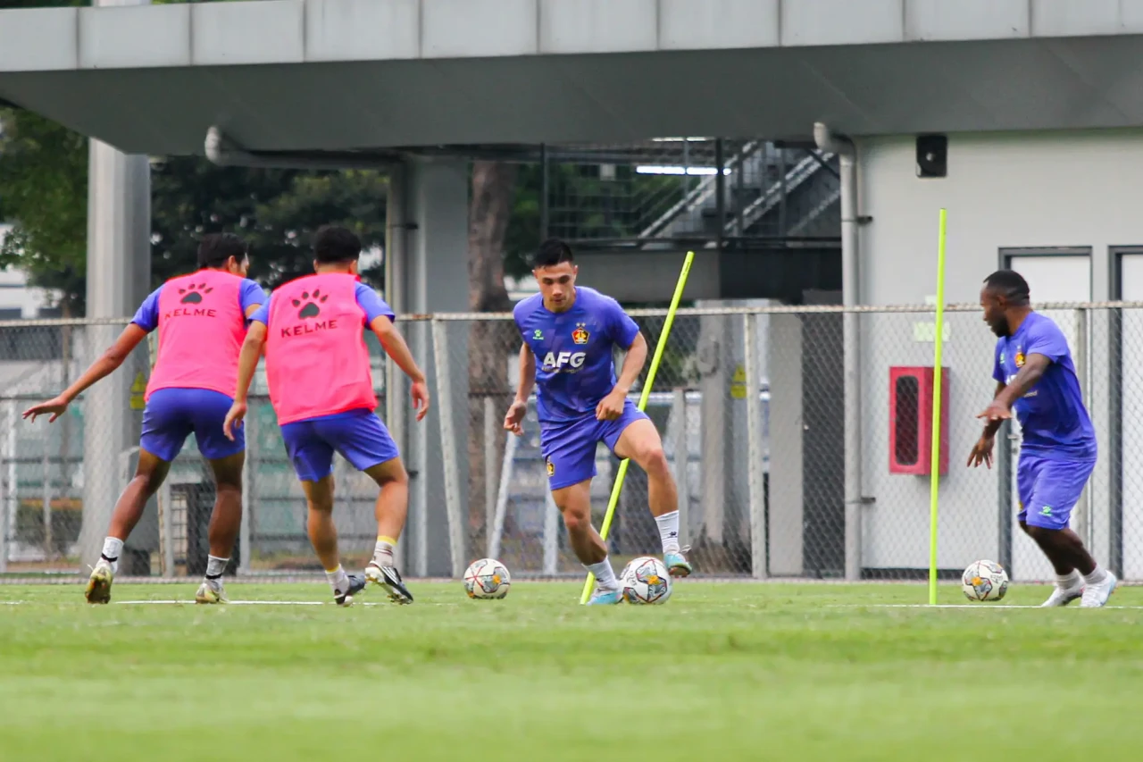 Persik Kediri Gelar...