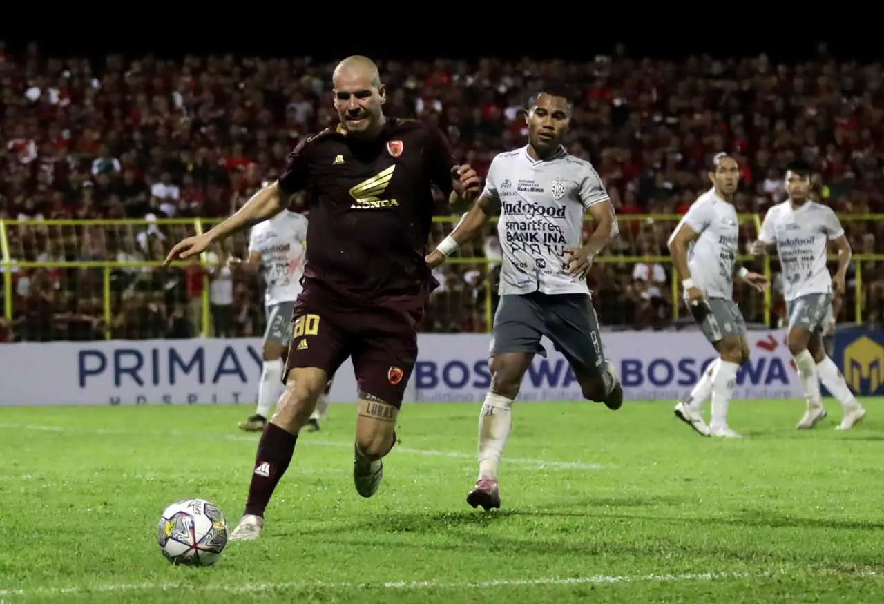 Kalahkan PSM Makassar,...