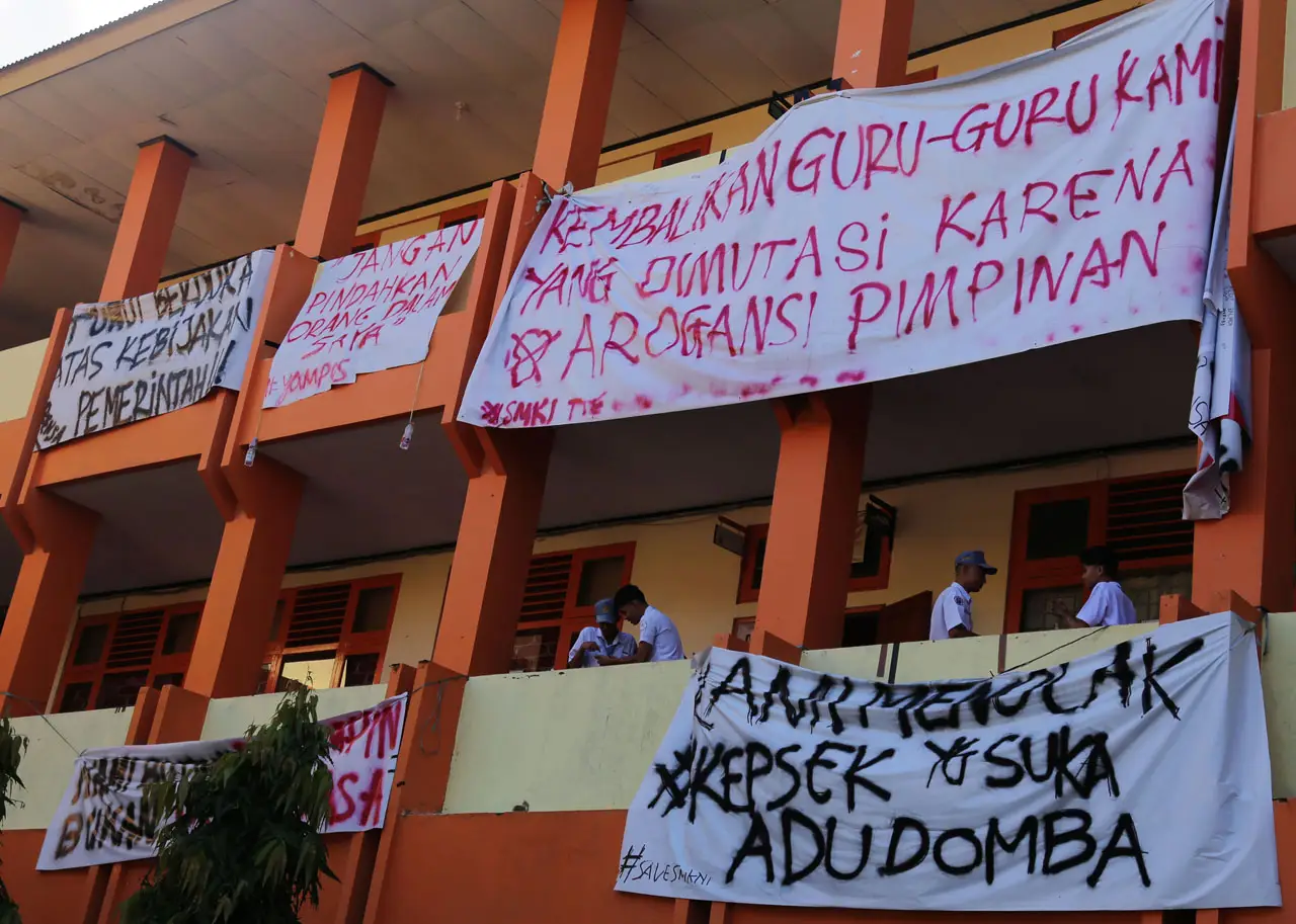 Aksi Protes Siswa SMK...