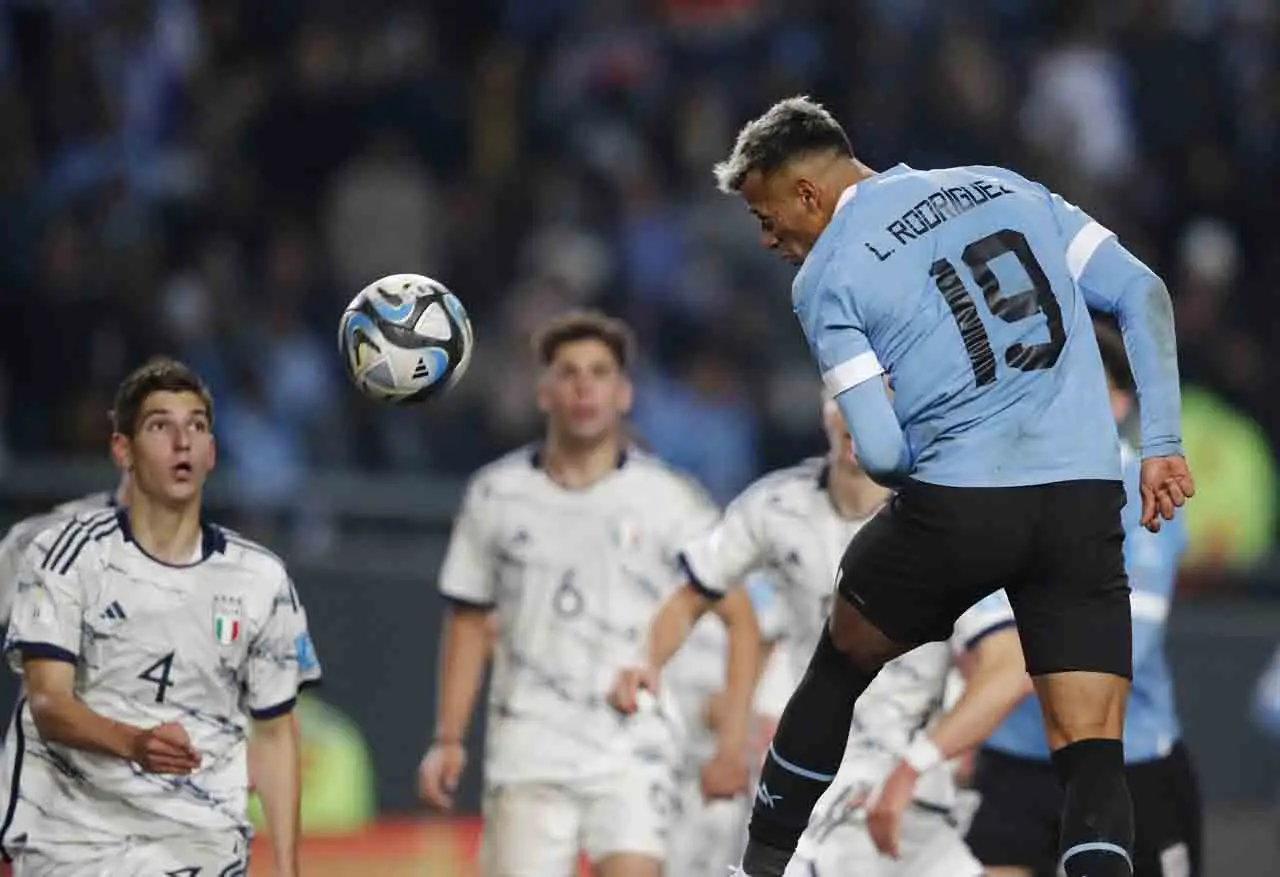 Gol Tunggal Luciano...