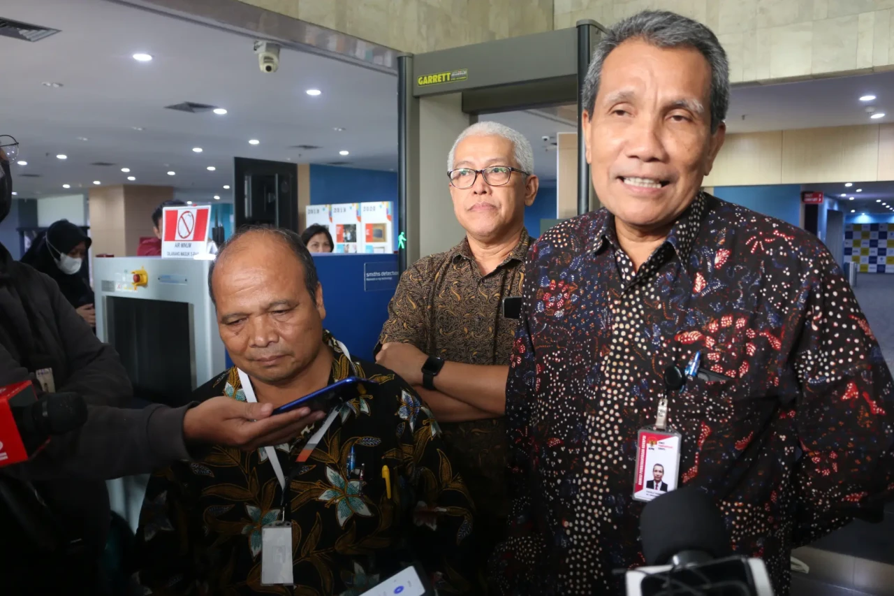 Tim Percepatan Reformasi...