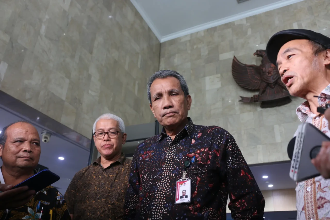 Tim Percepatan Reformasi...