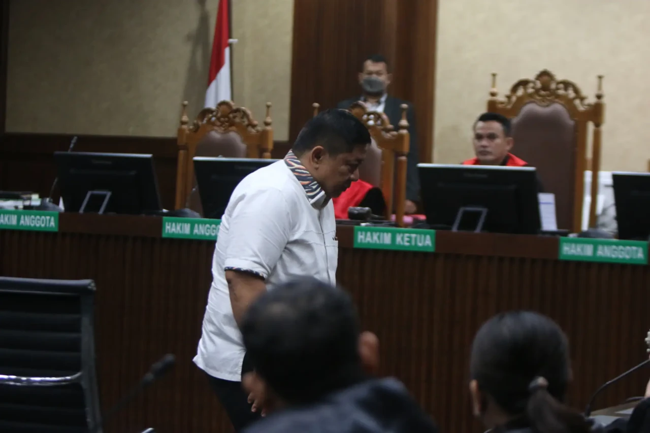 Penyuap Lukas Enembe...