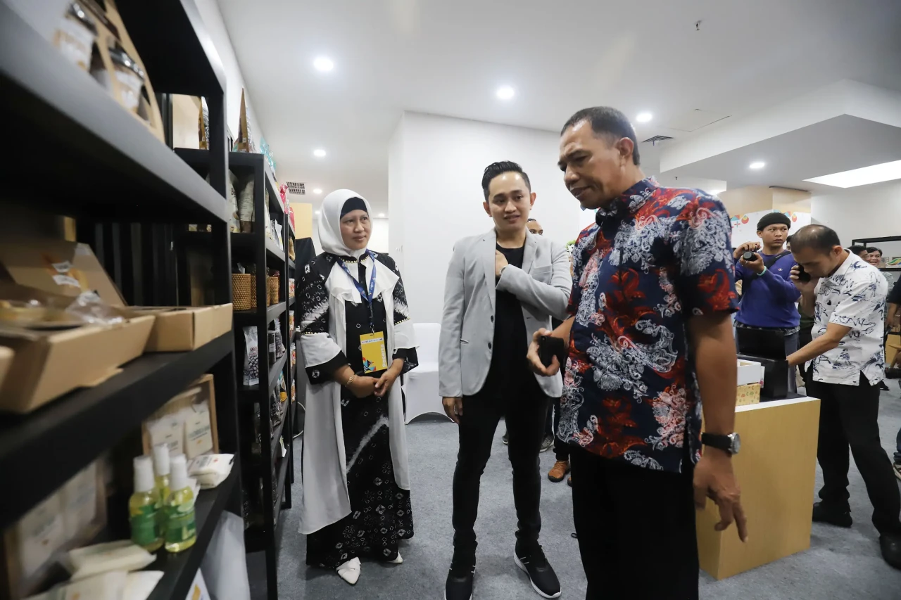 Pameran PaDi UMKM Expo...