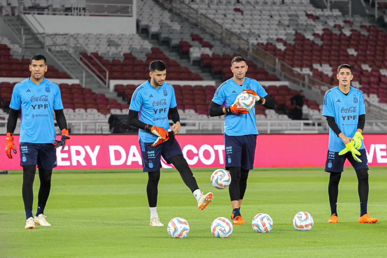 Intip Latihan Timnas...