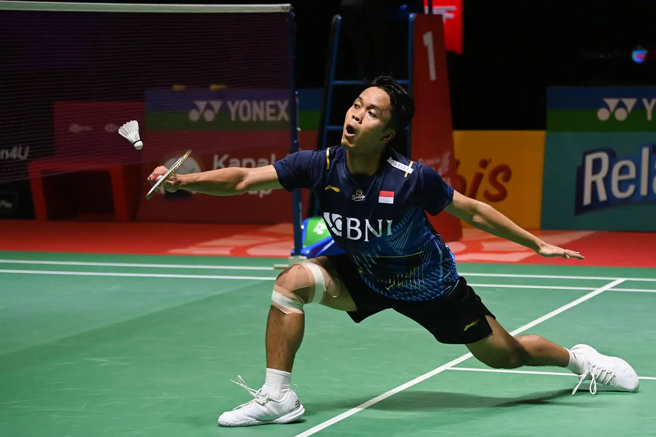Dikalahkan Viktor Axelsen,...