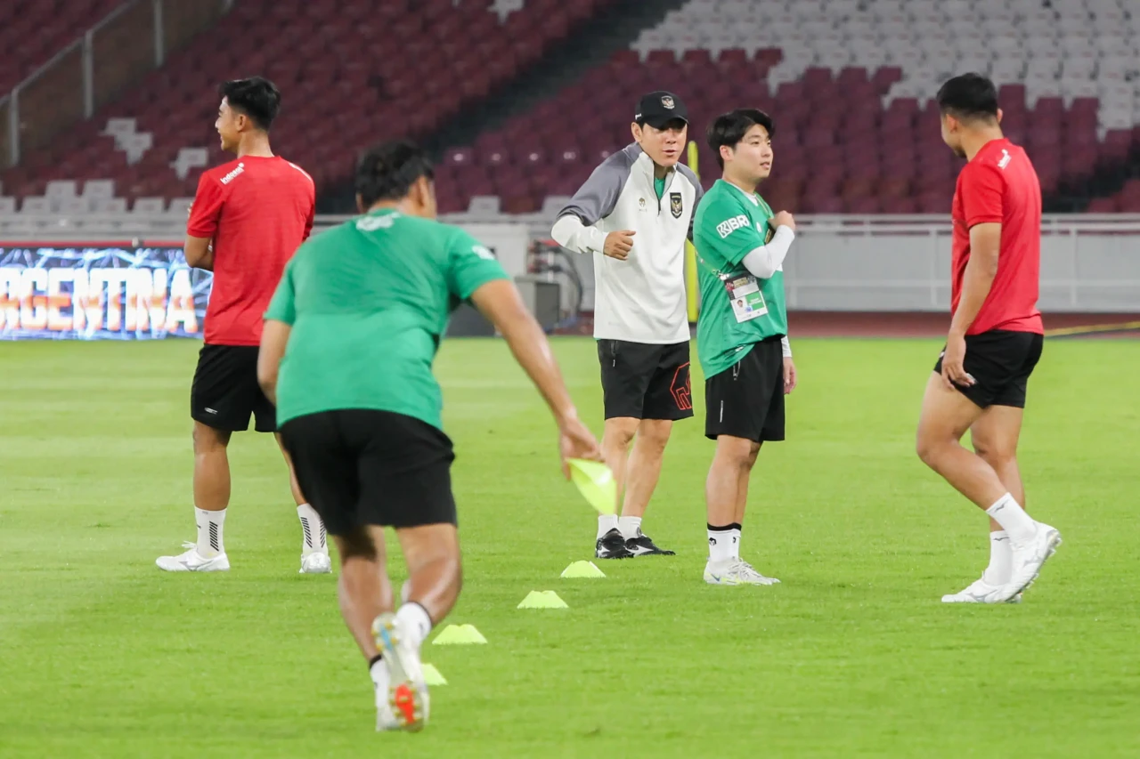 Timnas Indonesia Gelar...