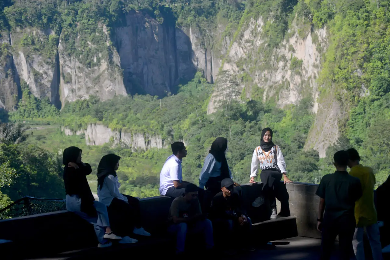 Wisata Taman Panorama...