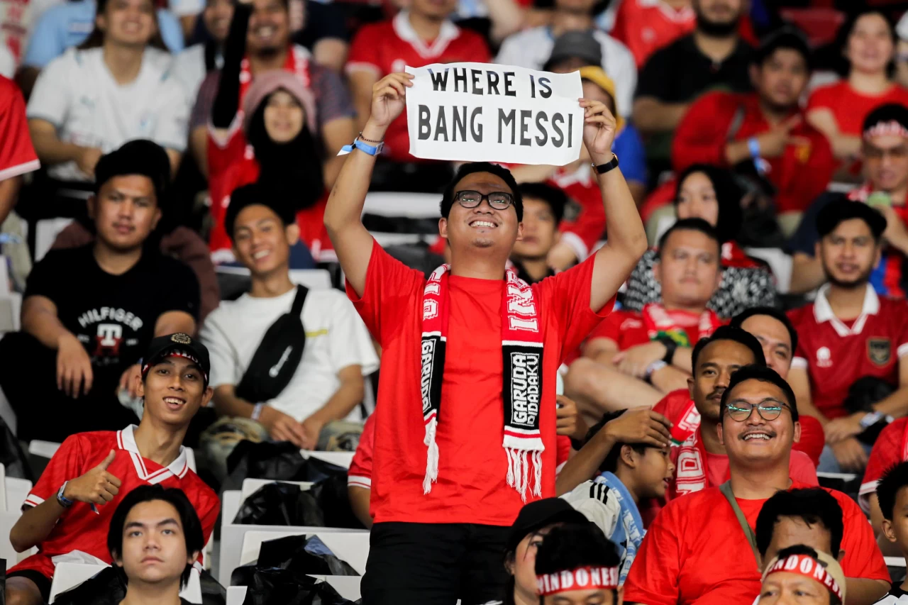 Dukungan Suporter untuk...