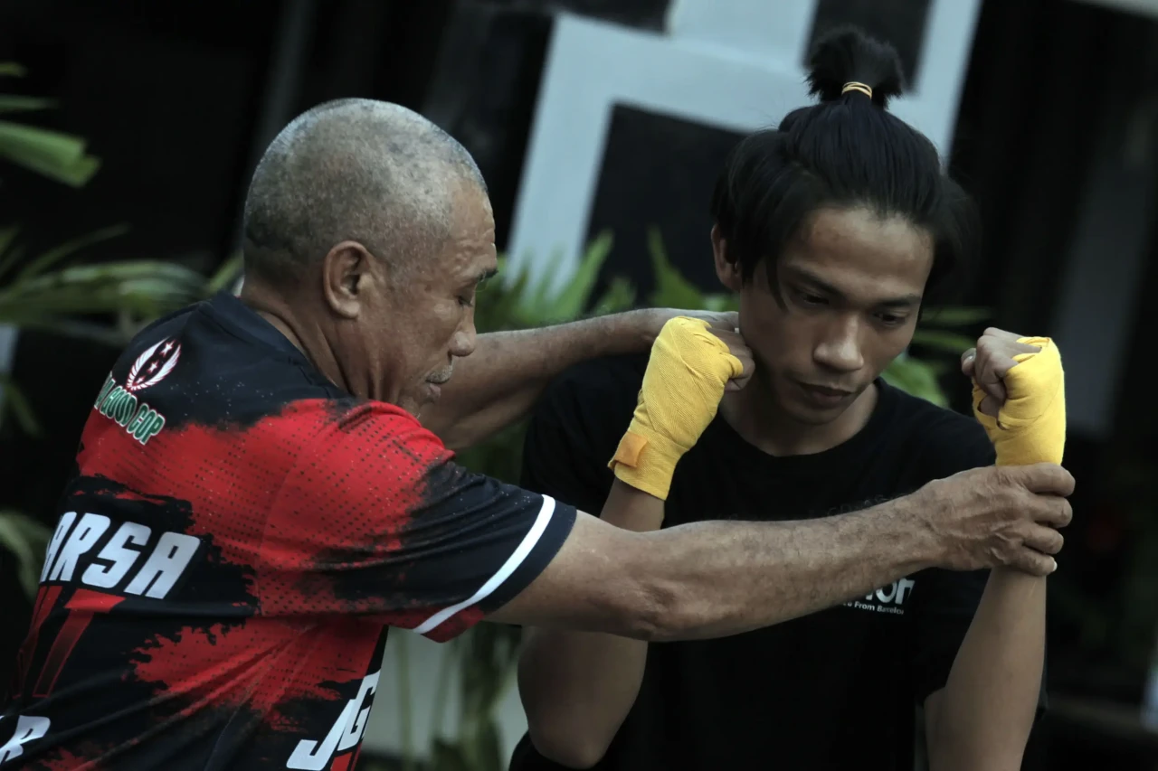 Foto Cerita : Berlatih,...