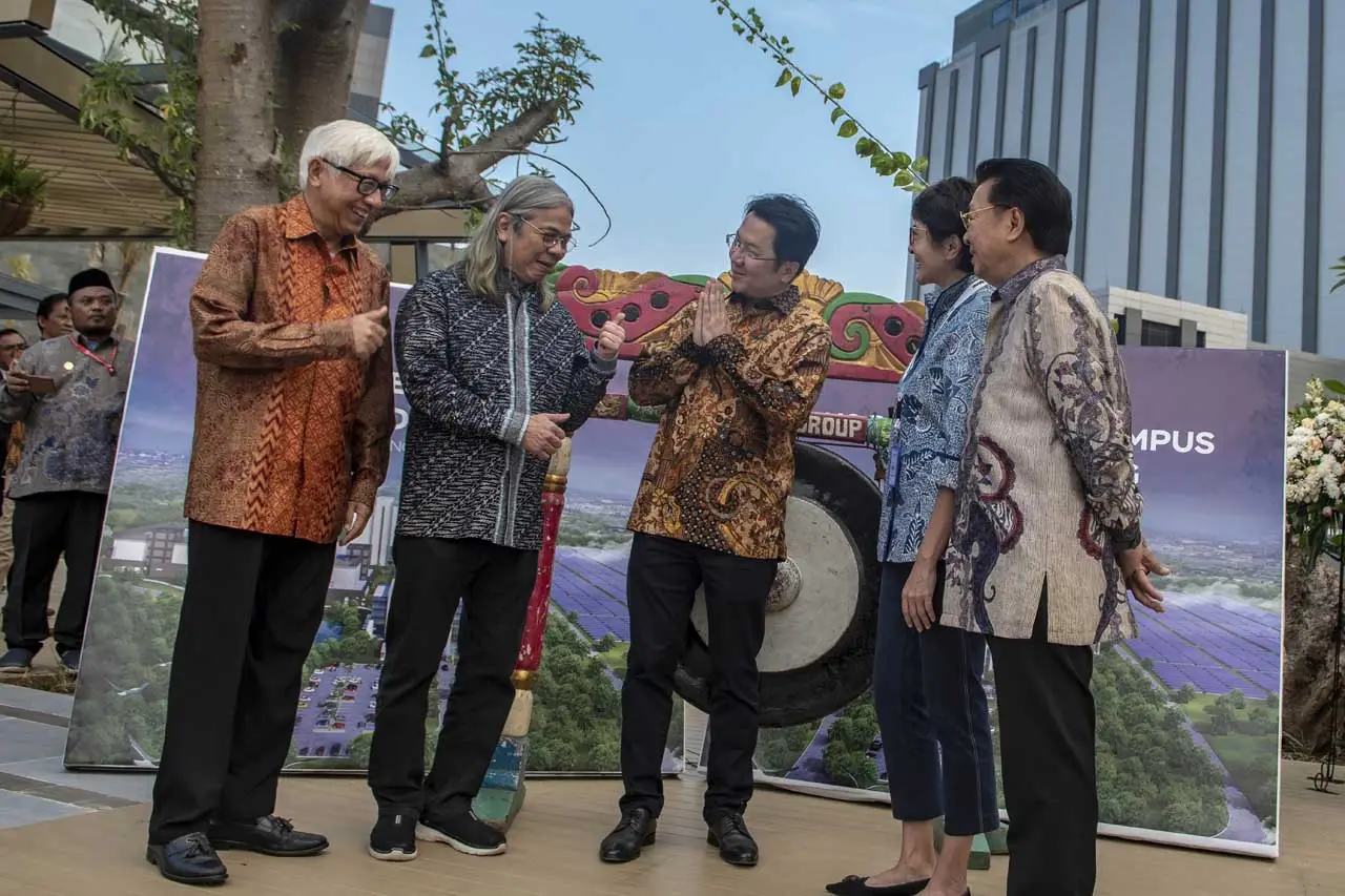 Peresmian Gedung Pusat...
