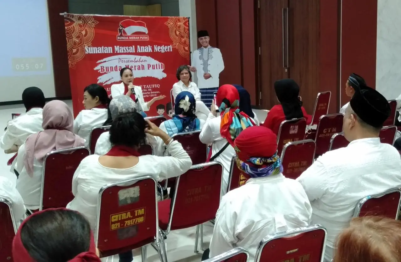 Bunda Merah Putih Gelar...