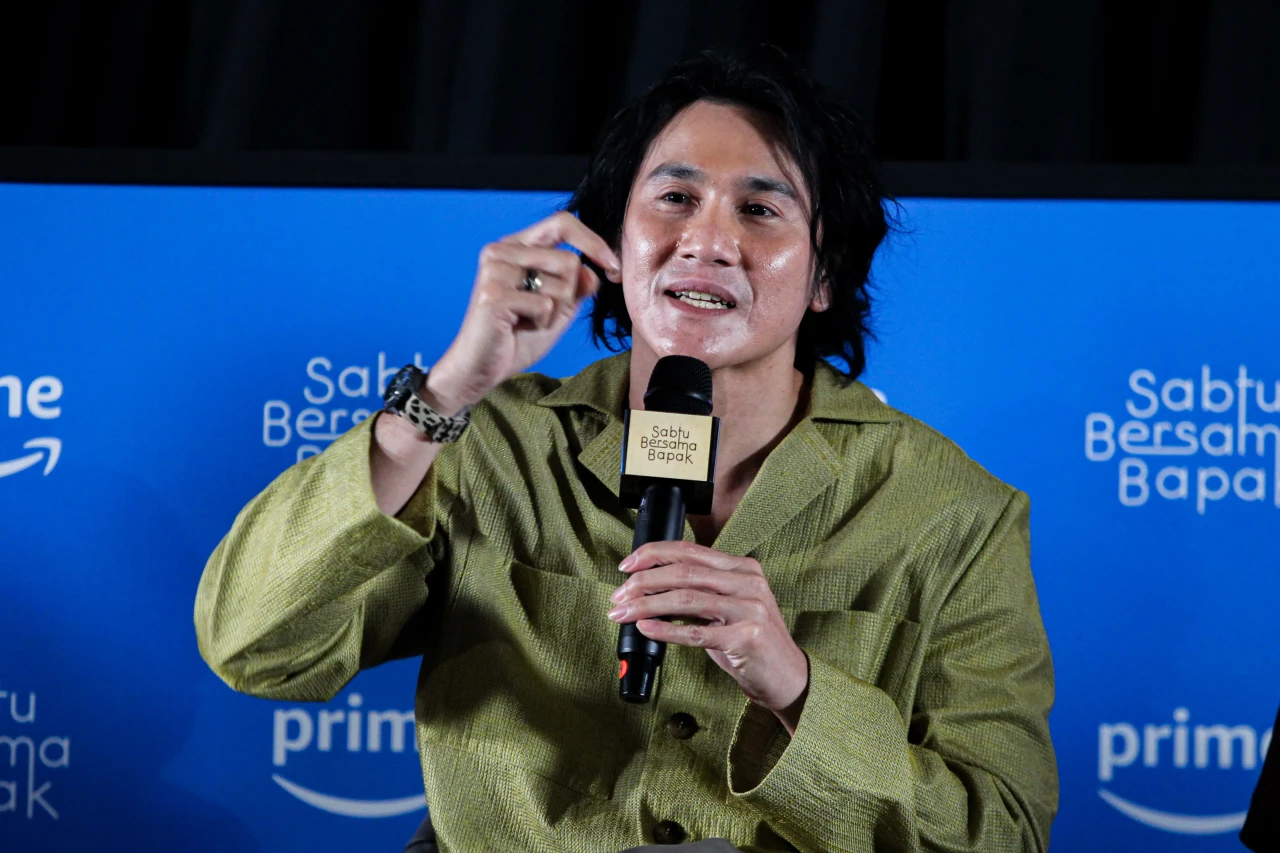 Serial Sabtu Bersama...