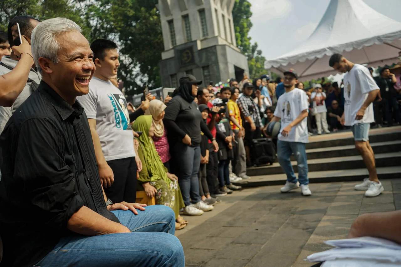 Dengarkan Masukan Anak...