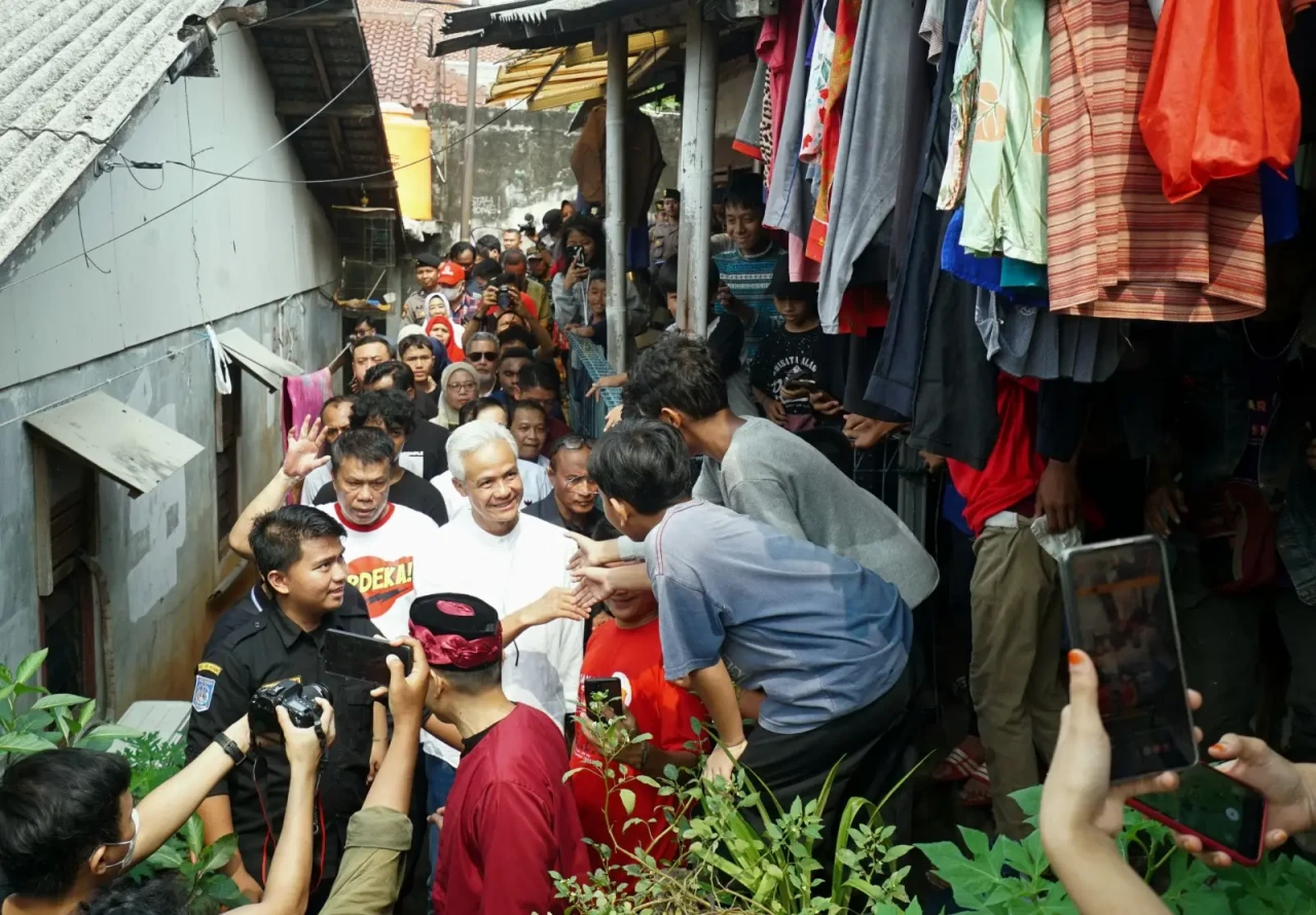 Warga Pasar Minggu Doakan...