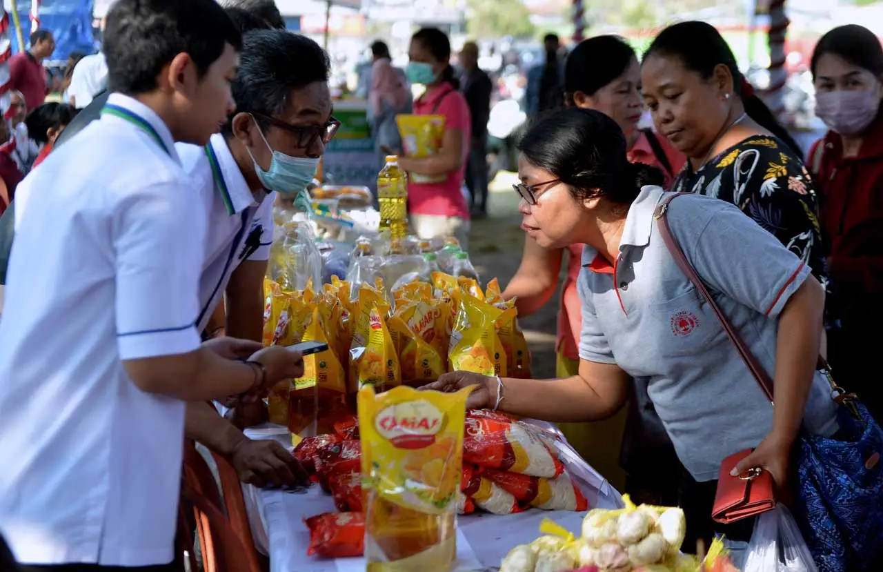 Emak-emak Kompak Serbu...
