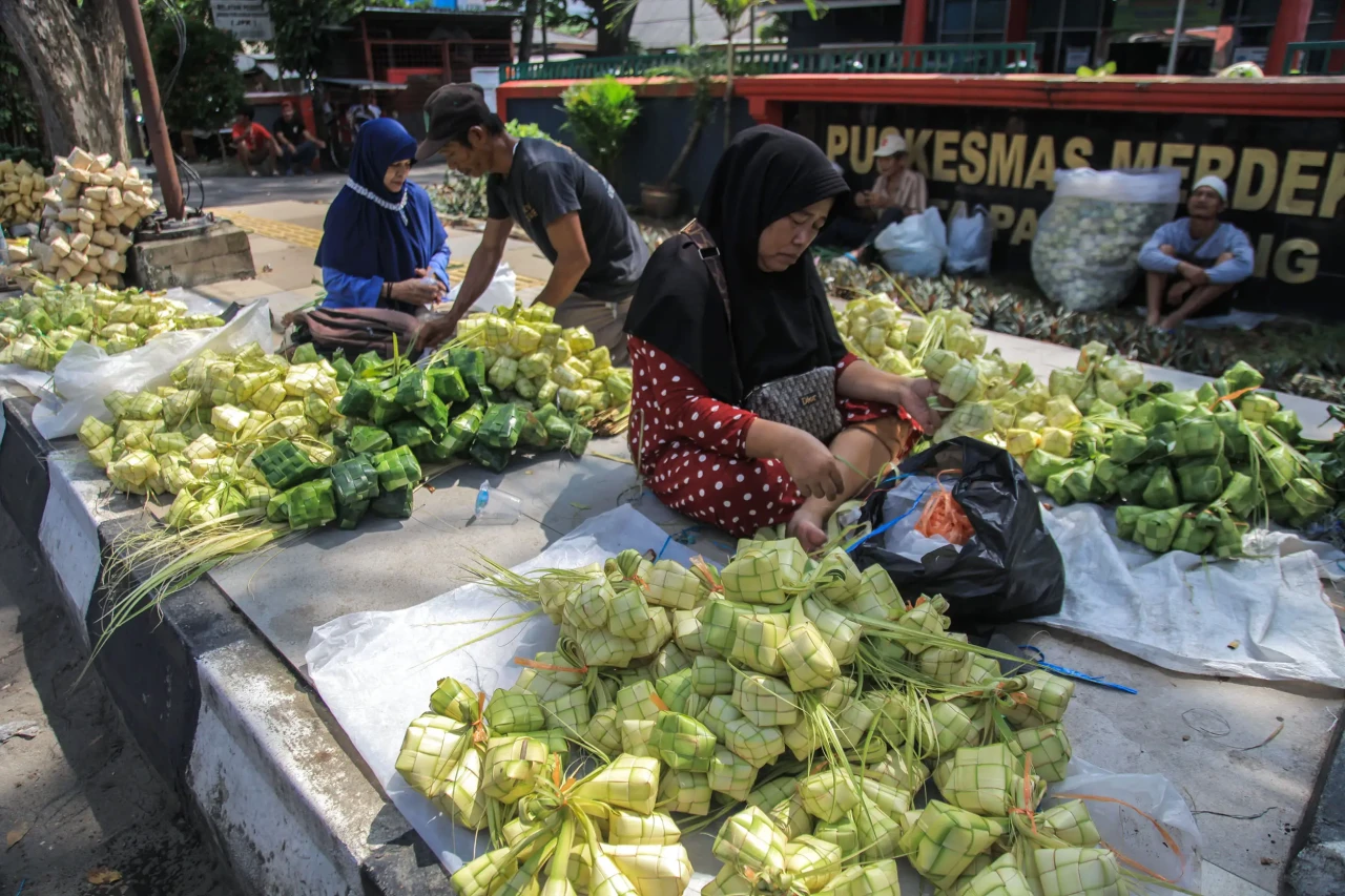 Potret Pembuat dan Pedagang...
