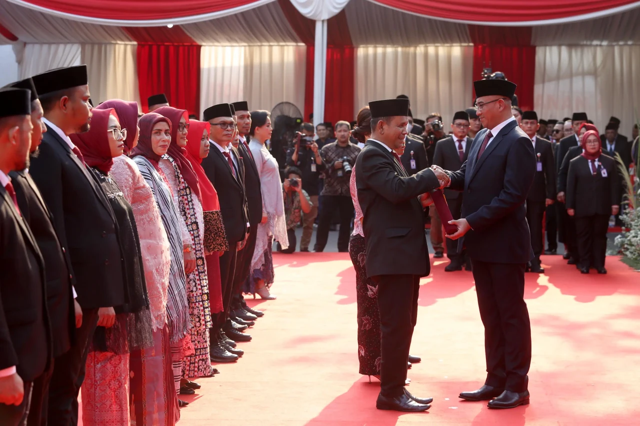 Pelantikan Anggota KPU...