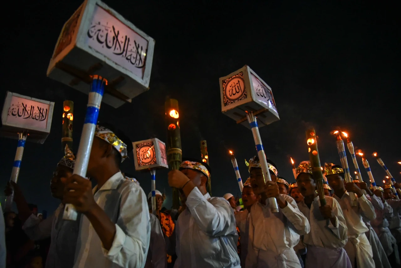 Pawai Takbir Akbar di...