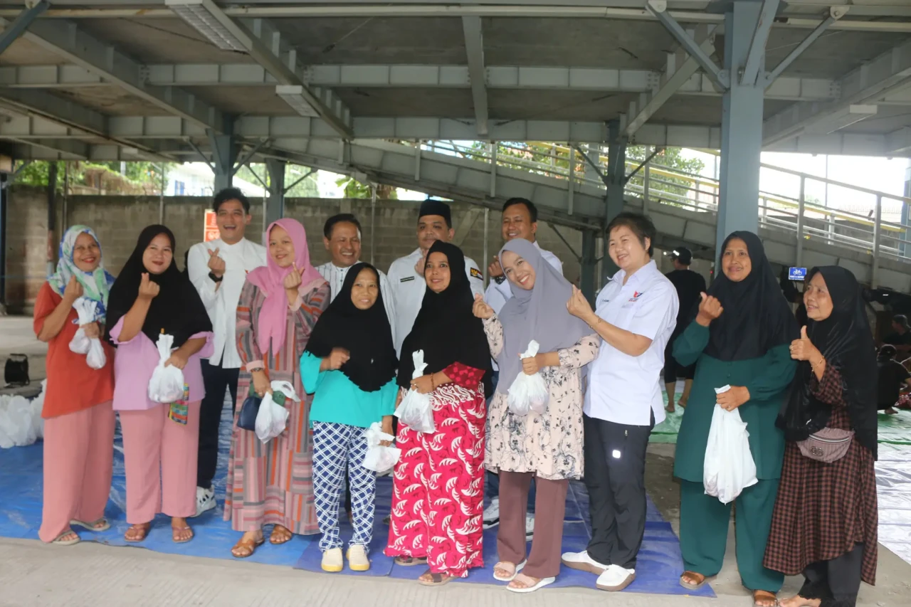 Partai Perindo Salurkan...