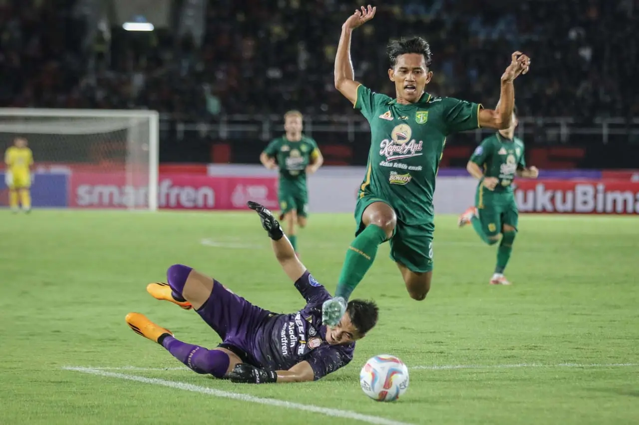 Persebaya Bungkam Persis...