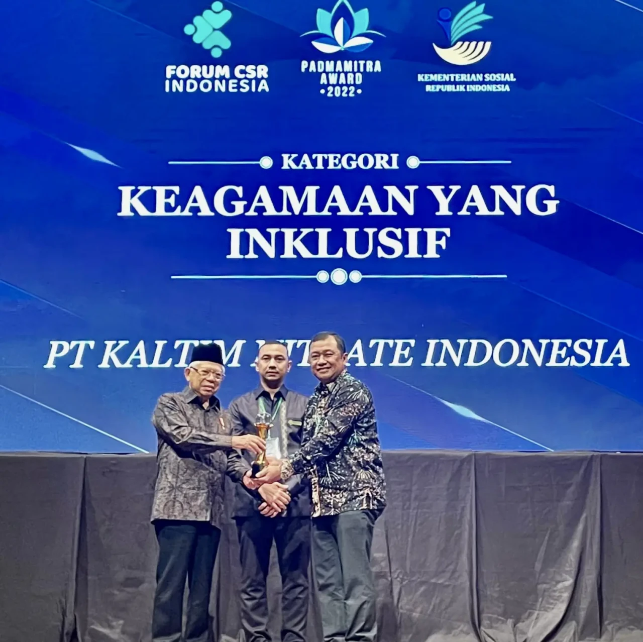PT KNI Raih Padmamitra...