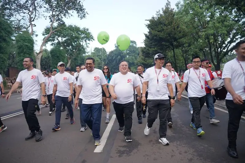 Ribuan Peserta Meriahkan...