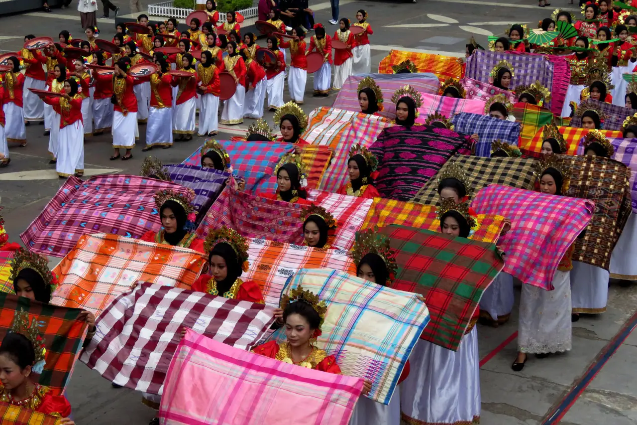 Atraksi Seni Budaya...