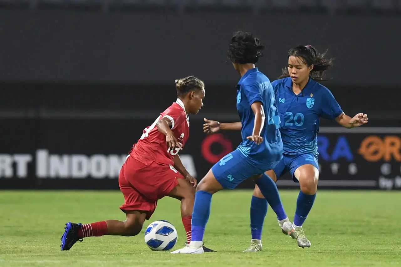 Dibantai Thailand 7-1,...