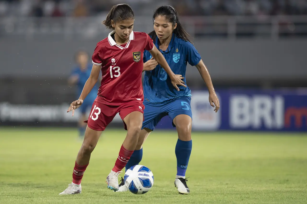 Dibantai Thailand 7-1,...