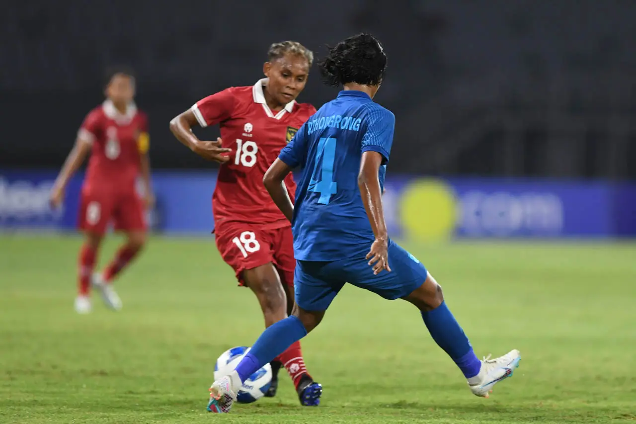 Dibantai Thailand 7-1,...