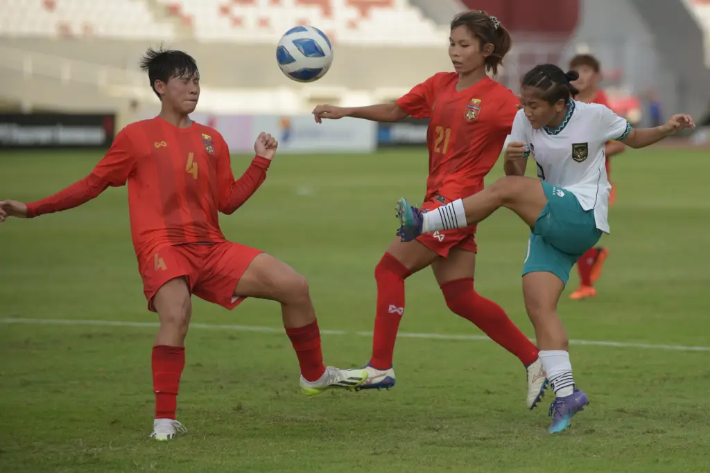 Dikalahkan Myanmar,...
