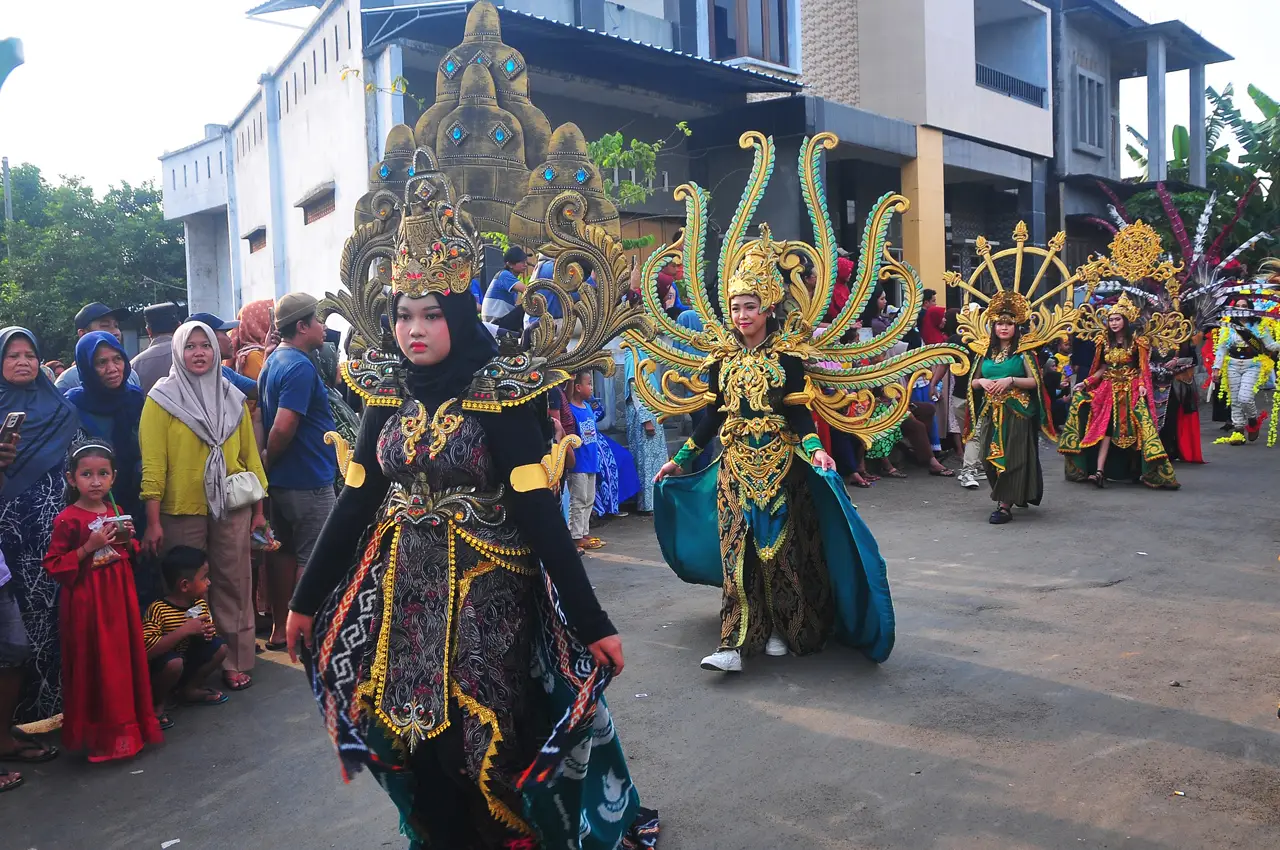 Kemeriahan Karnaval...