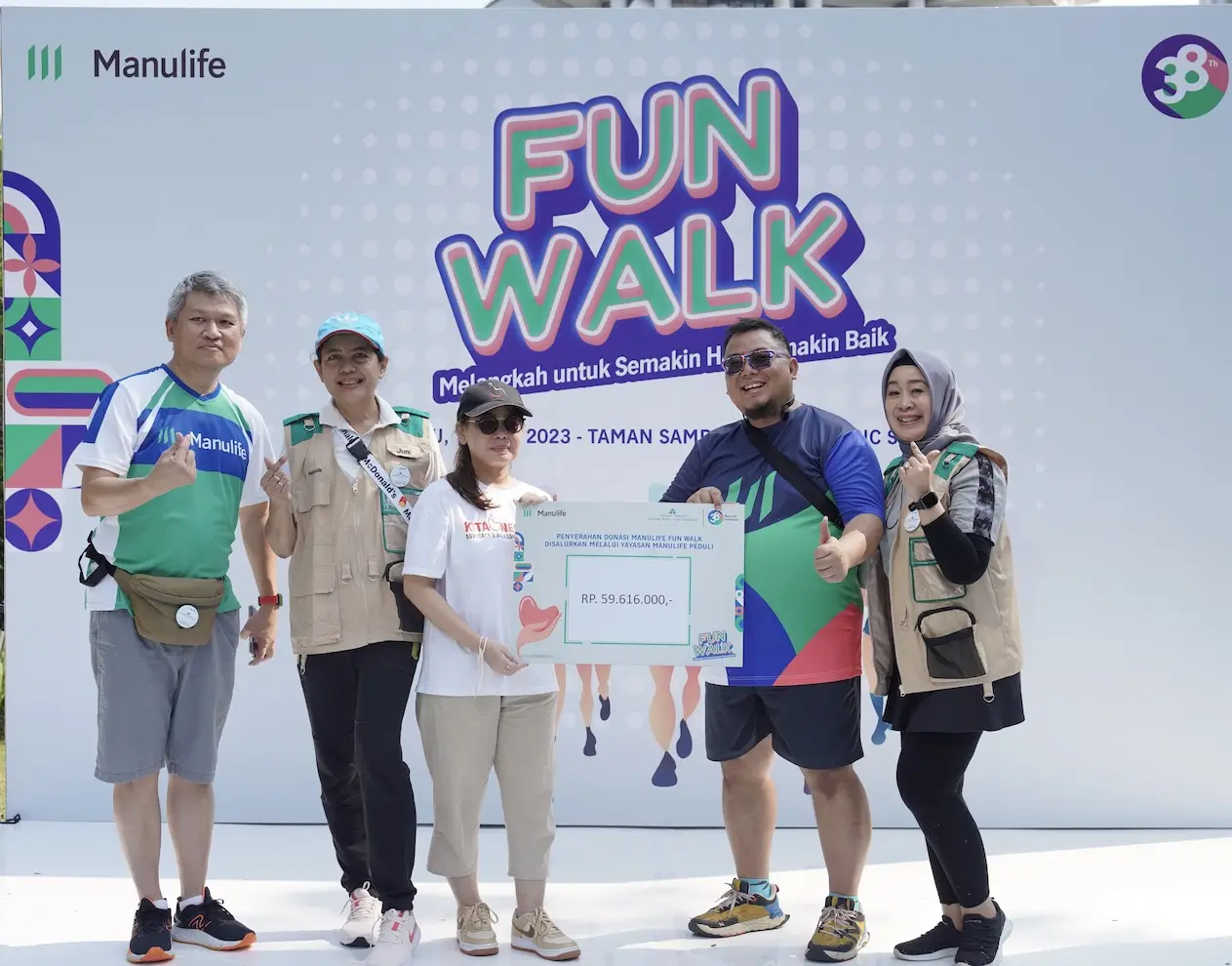 Manulife Gelar Fun Walk...