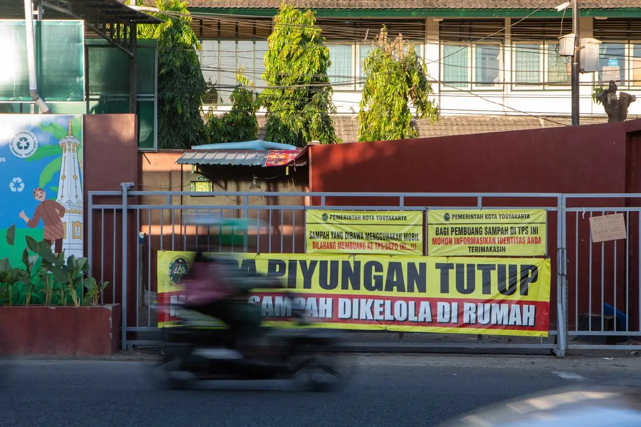 Dampak Penutupan TPST...