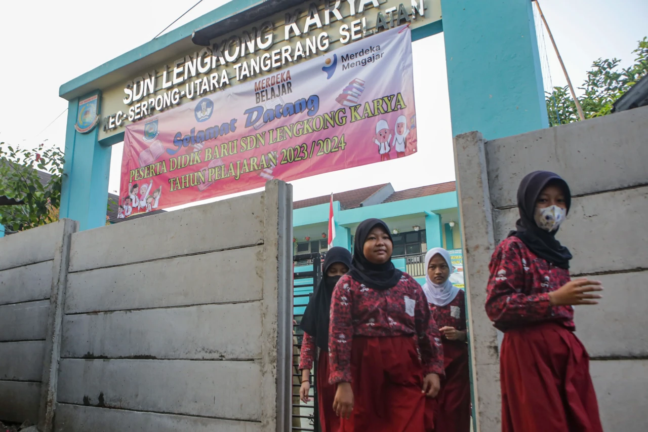 Pembayaran Belum Lunas,...
