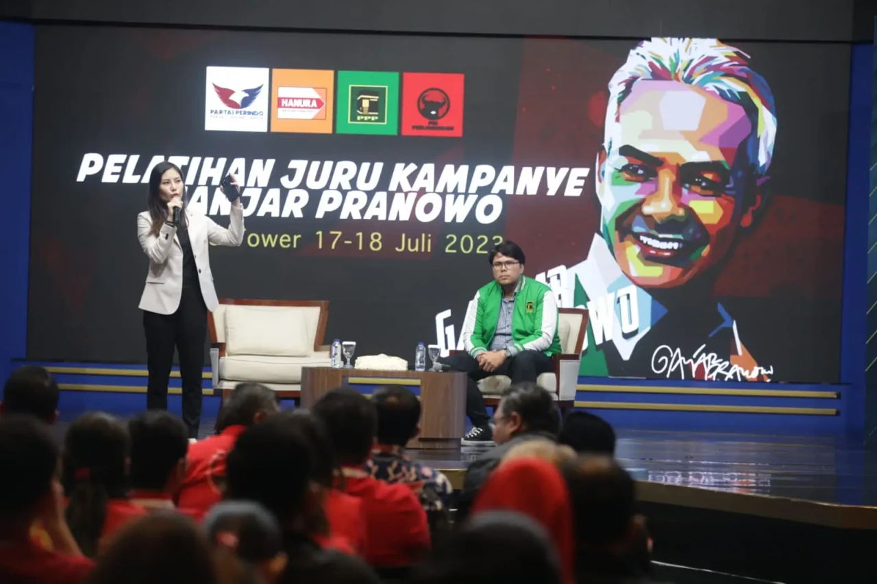 HT Berikan Pengarahan...