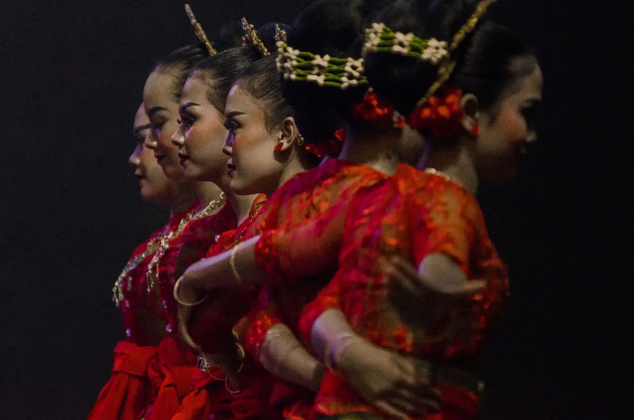 Festival Tari Jaipongan...