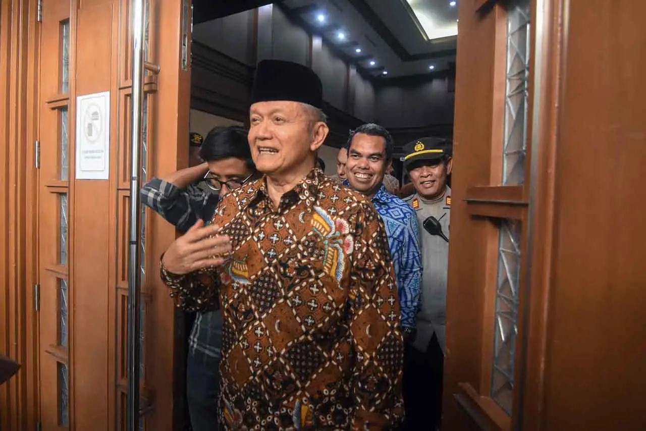 Sidang Gugatan Wakil...
