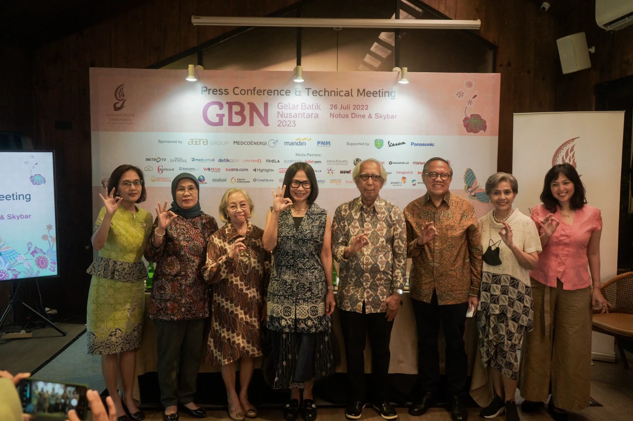 Majukan Industri Batik...