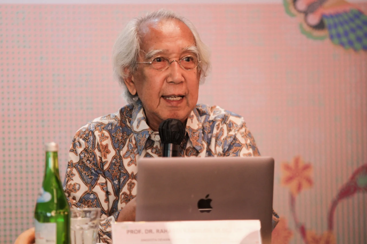 Majukan Industri Batik...