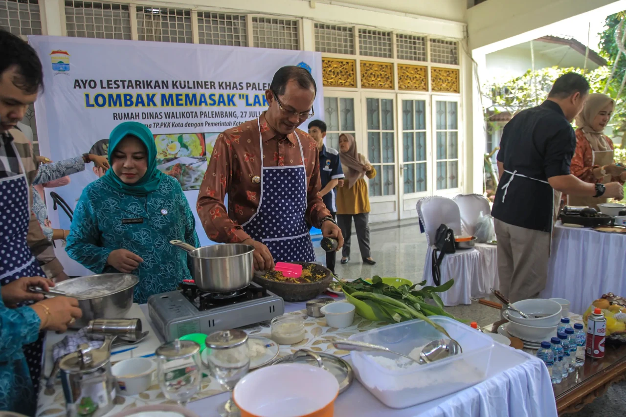 Potret Keseruan Lomba...