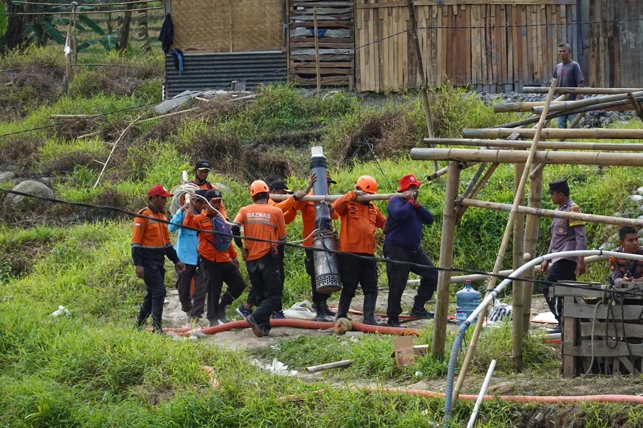 Hari Keempat, 220 Personel...