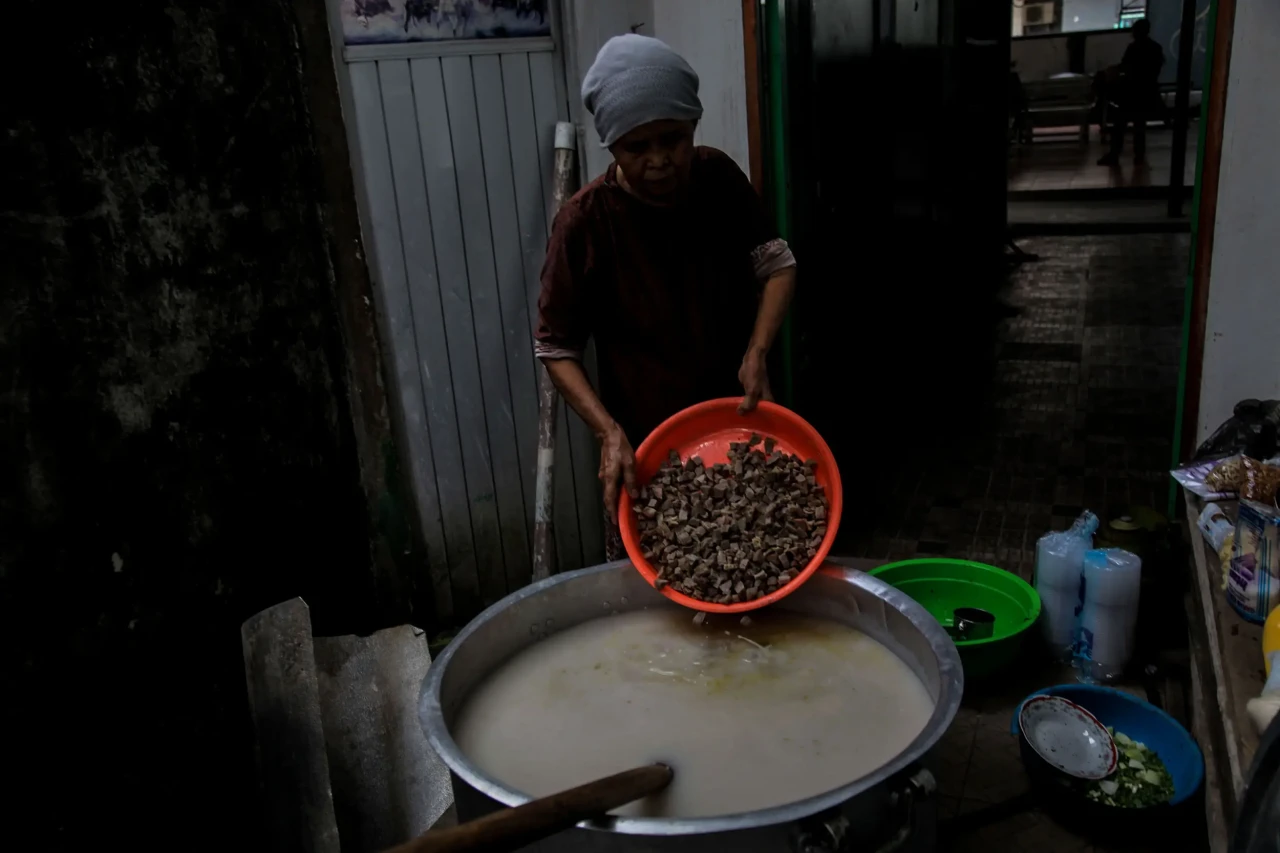 Melihat Tradisi Pembagian...
