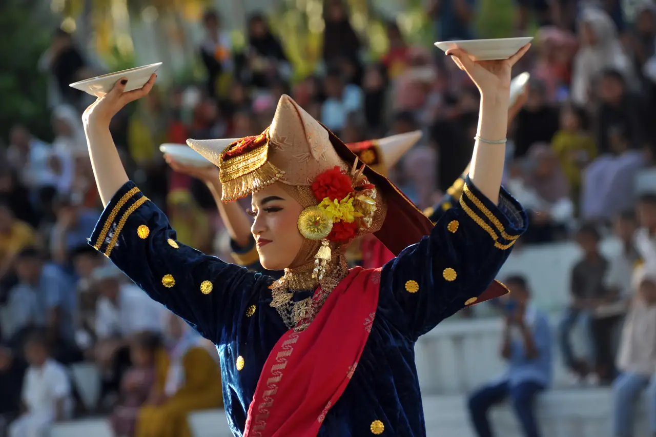 Penampilan Seni Budaya...