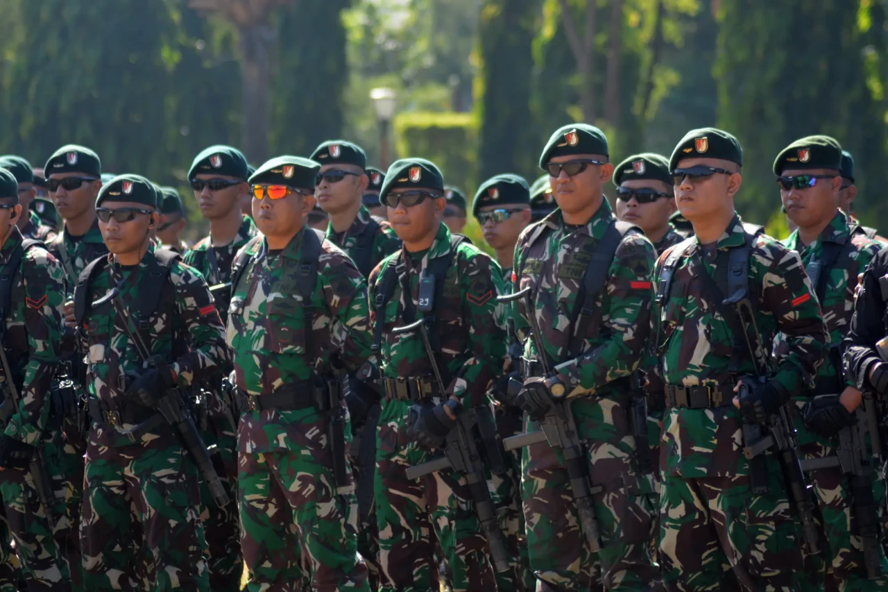 Kompaknya Banteng Raiders-Brimob...