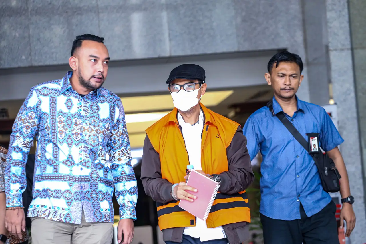 Alat Bukti Tidak Kuat,...