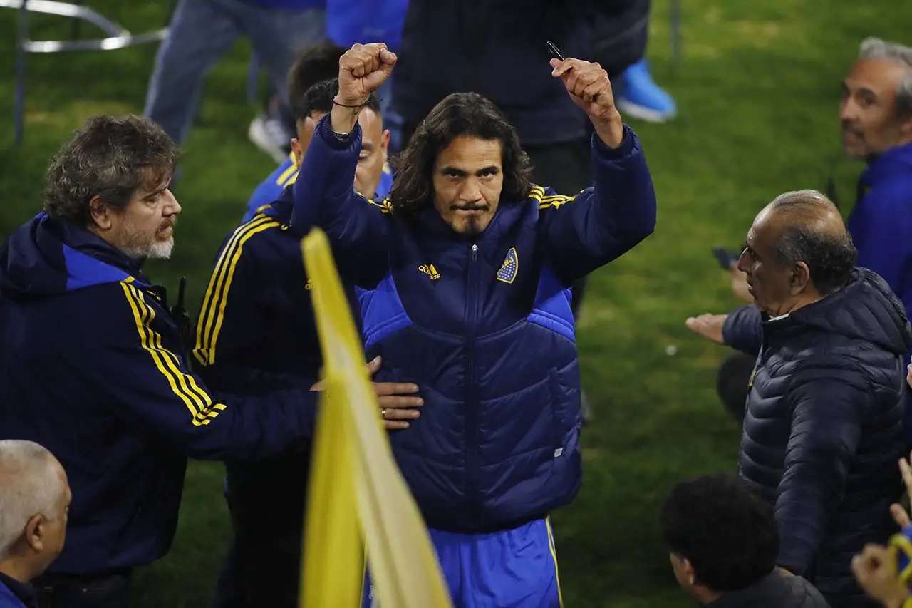 Pesta Megah Sambut Edinson...
